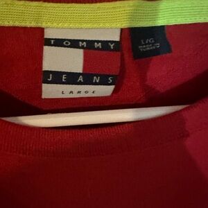 Tommy h red large shirt.